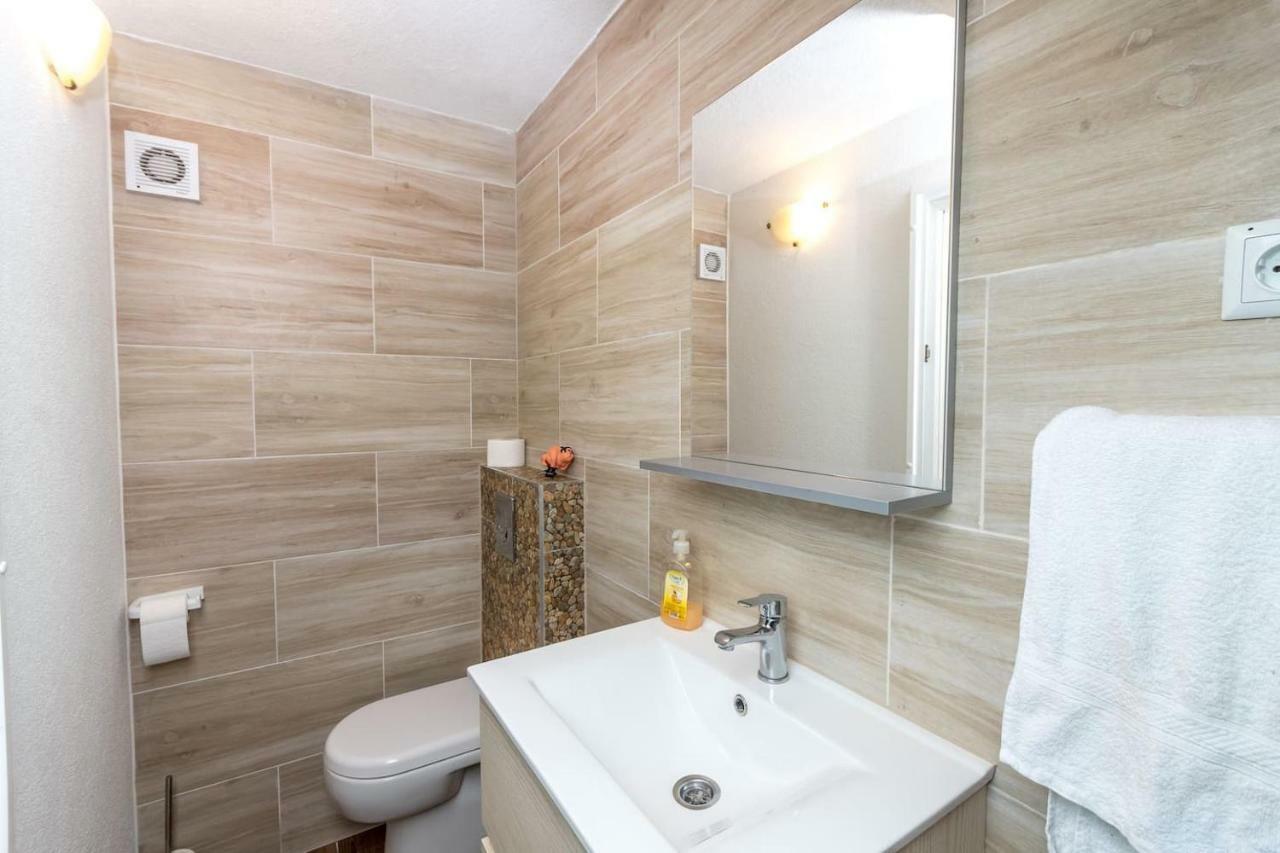 Dalmatinska Kuca Blanka Kaštela Exterior foto
