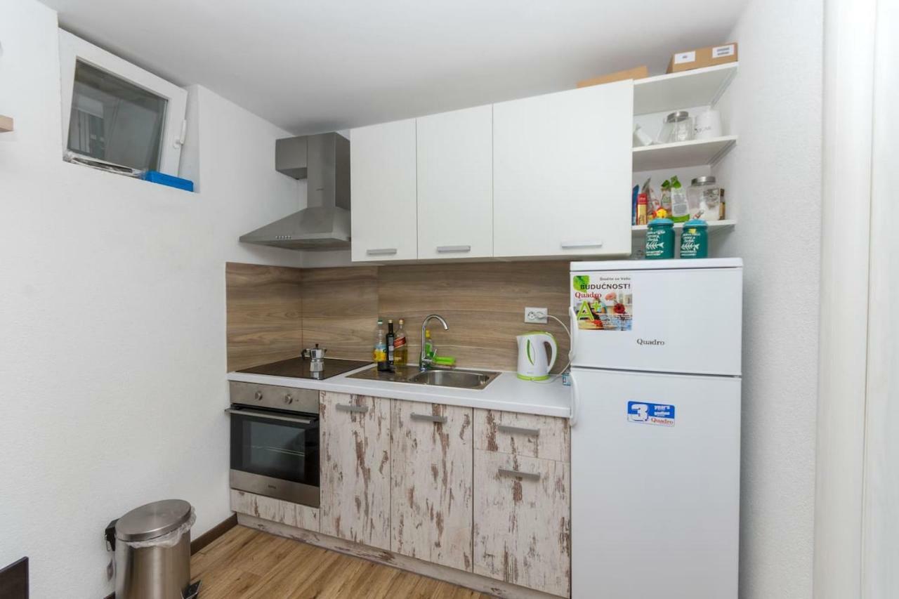 Dalmatinska Kuca Blanka Kaštela Exterior foto